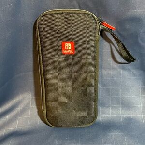Nintendo Switch Lite black Game Traveler Slim Travel Case EUC